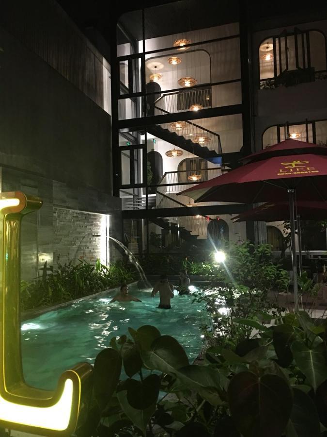 Life Boutique Hotel Хюе Екстер'єр фото